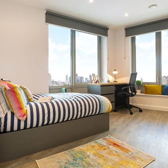 Gold Studio - Image 1